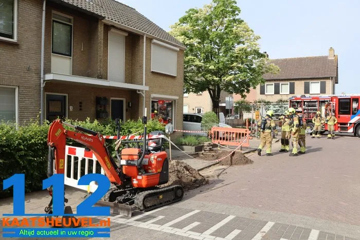 Gasleiding geraakt tijdens werkzaamheden in Diepenbrockstraat Waspik 1 Gasleiding geraakt tijdens werkzaamheden in Diepenbrockstraat Waspik 112 De Langstraat