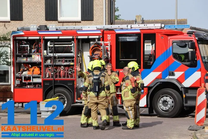 Gasleiding geraakt tijdens werkzaamheden in Diepenbrockstraat Waspik 5 Gasleiding geraakt tijdens werkzaamheden in Diepenbrockstraat Waspik 112 De Langstraat