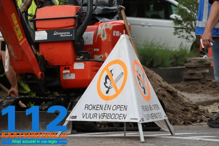 Gasleiding geraakt tijdens werkzaamheden in Diepenbrockstraat Waspik 11 Gasleiding geraakt tijdens werkzaamheden in Diepenbrockstraat Waspik 112 De Langstraat