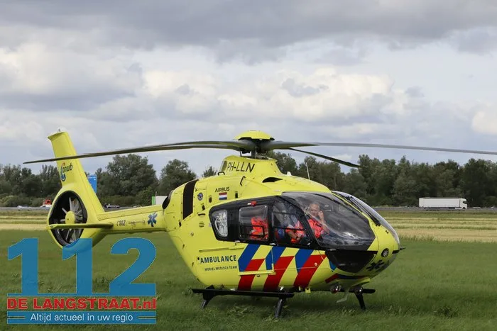 Zwaargewonde wielrenner bij aanrijding tussen Waspik en Raamsdonk, traumaheli ingezet 14 Zwaargewonde wielrenner bij aanrijding tussen Waspik en Raamsdonk, traumaheli ingezet 112 De Langstraat