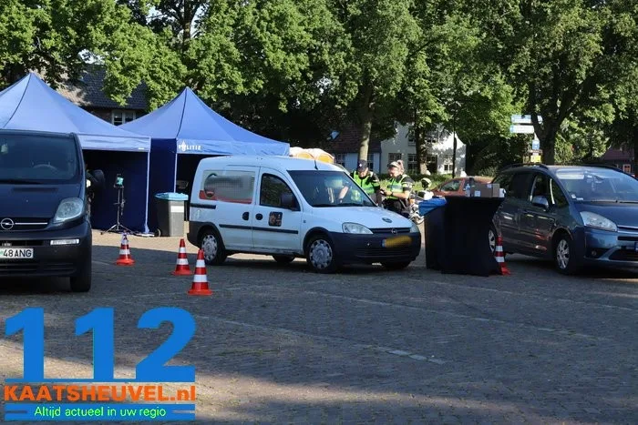Verkeerscontrole op parkeerplaats in Oudheusden 2 Verkeerscontrole op parkeerplaats in Oudheusden 112 De Langstraat