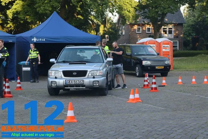 Verkeerscontrole op parkeerplaats in Oudheusden 21 Verkeerscontrole op parkeerplaats in Oudheusden 112 De Langstraat
