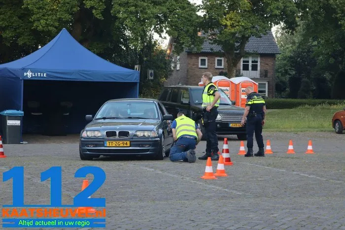 Verkeerscontrole op parkeerplaats in Oudheusden 26 Verkeerscontrole op parkeerplaats in Oudheusden 112 De Langstraat