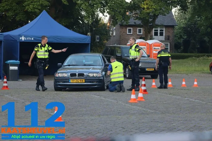 Verkeerscontrole op parkeerplaats in Oudheusden 27 Verkeerscontrole op parkeerplaats in Oudheusden 112 De Langstraat