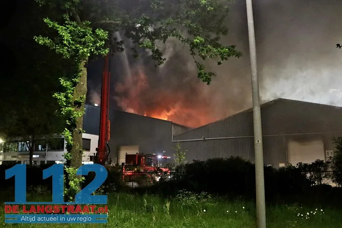 Grote vuurzee verwoest productiehallen ECCO Dongen 9 Grote vuurzee verwoest productiehallen ECCO Dongen 112 De Langstraat