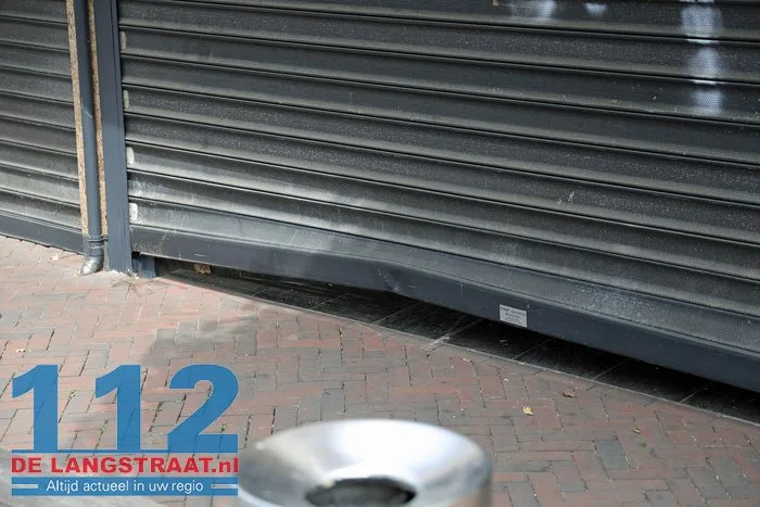 Inbraak bij juwelier Cortenbach in Waalwijk: flinke schade, daders voortvluchtig 3 Inbraak bij juwelier Cortenbach in Waalwijk: flinke schade, daders voortvluchtig 112 De Langstraat