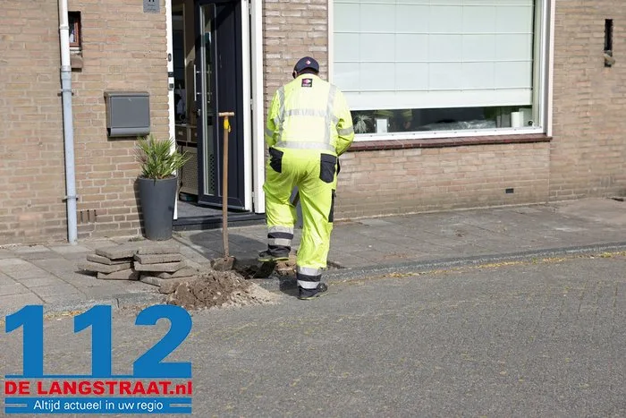 Straat afgezet door gaslek in woning Waalwijk 6 Straat afgezet door gaslek in woning Waalwijk 112 De Langstraat