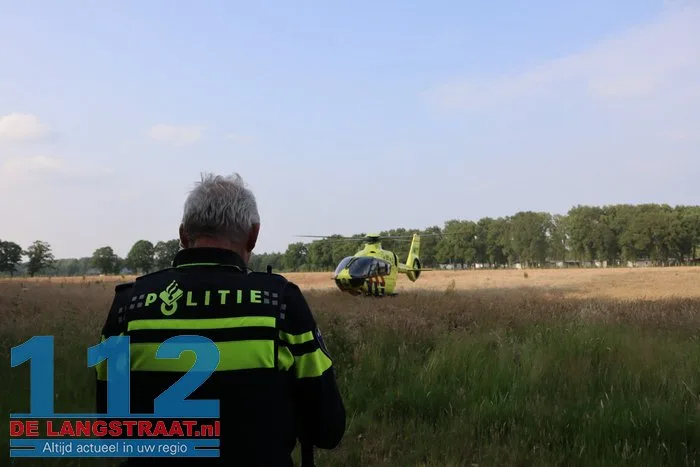 Traumahelikopter landt nabij De Roestelberg Kaatsheuvel 112 De Langstraat