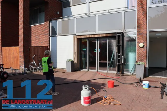 Brand bij verzorgingstehuis in Waspik snel onder controle 4 Brand bij verzorgingstehuis in Waspik snel onder controle 112 De Langstraat