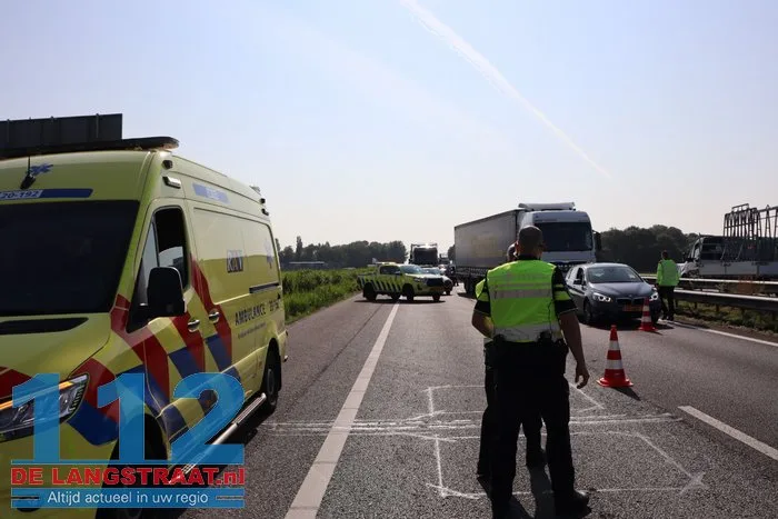 Ongeluk op A59 bij Waspik: linkerrijstrook dicht, verkeer omgeleid 8 Ongeluk op A59 bij Waspik: linkerrijstrook dicht, verkeer omgeleid 112 De Langstraat