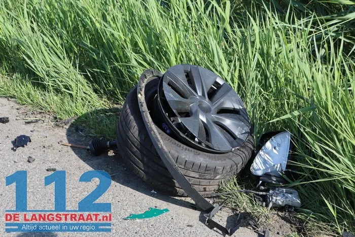 Ongeluk op A59 bij Waspik: linkerrijstrook dicht, verkeer omgeleid 9 Ongeluk op A59 bij Waspik: linkerrijstrook dicht, verkeer omgeleid 112 De Langstraat