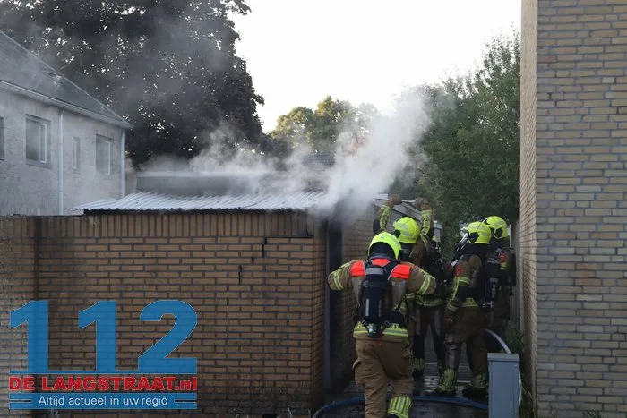 Schuur gaat in vlammen op Brem Sprang-Capelle 16 Schuur gaat in vlammen op Brem Sprang-Capelle 112 De Langstraat