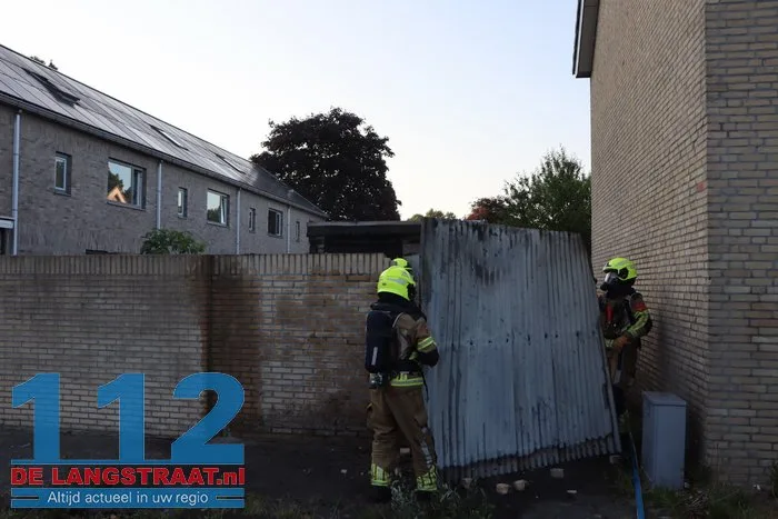 Schuur gaat in vlammen op Brem Sprang-Capelle 20 Schuur gaat in vlammen op Brem Sprang-Capelle 112 De Langstraat