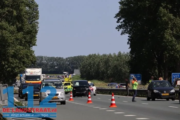 Meerdere ongevallen op A59 zorgen voor vertraging 14 Meerdere ongevallen op A59 zorgen voor vertraging 112 De Langstraat