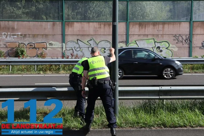 Motorrijder zwaargewond na botsing tegen viaductrand: slachtoffer belandt op de A59 14 Motorrijder zwaargewond na botsing tegen viaductrand: slachtoffer belandt op de A59 112 De Langstraat