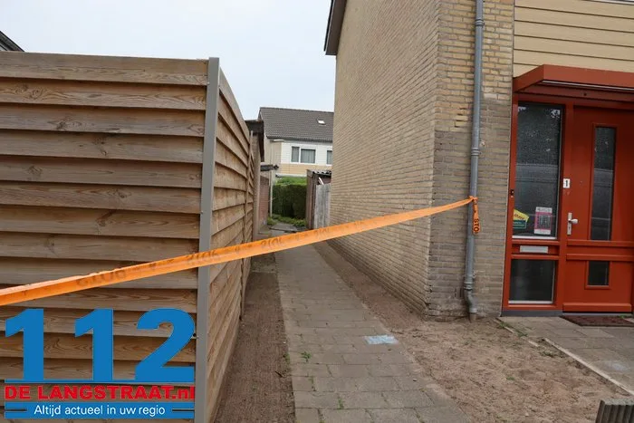 Asbest vrijgekomen na brand in schuurtje in Vlijmen 1 Asbest vrijgekomen na brand in schuurtje in Vlijmen 112 De Langstraat