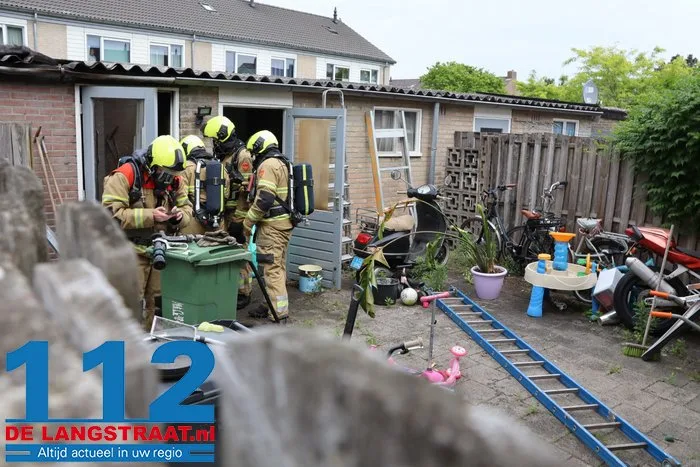 Asbest vrijgekomen na brand in schuurtje in Vlijmen 2 Asbest vrijgekomen na brand in schuurtje in Vlijmen 112 De Langstraat