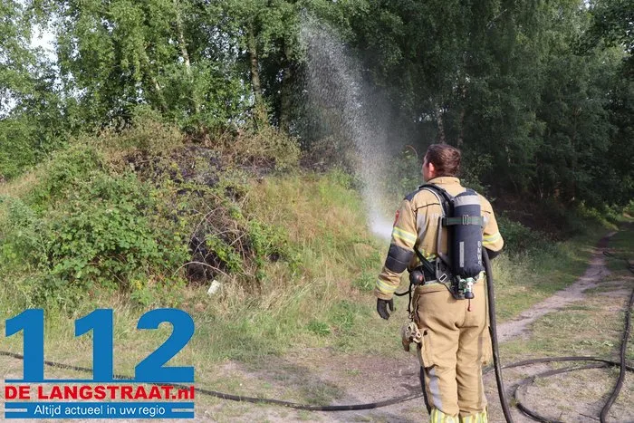 Natuurbrand bij Het Lido mogelijk veroorzaakt door vuurwerk 23 Natuurbrand bij Het Lido mogelijk veroorzaakt door vuurwerk 112 De Langstraat