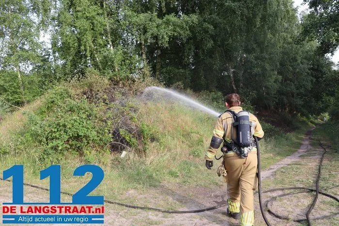 Natuurbrand bij Het Lido mogelijk veroorzaakt door vuurwerk 24 Natuurbrand bij Het Lido mogelijk veroorzaakt door vuurwerk 112 De Langstraat