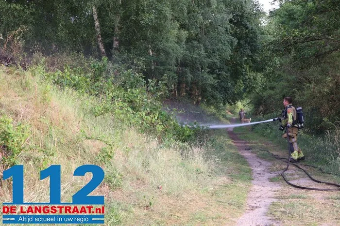 Natuurbrand bij Het Lido mogelijk veroorzaakt door vuurwerk 26 Natuurbrand bij Het Lido mogelijk veroorzaakt door vuurwerk 112 De Langstraat
