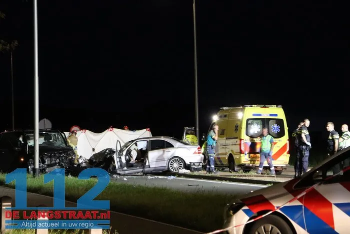 Meerdere zwaargewonden bij ernstig ongeval op Heistraat N629 Oosteind 17 Meerdere zwaargewonden bij ernstig ongeval op Heistraat N629 Oosteind 112 De Langstraat