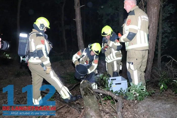 Kleine bosbrand tussen park De Efteling en Bosrijk snel geblust Kaatsheuvel 8 Kleine bosbrand tussen park De Efteling en Bosrijk snel geblust Kaatsheuvel 112 De Langstraat