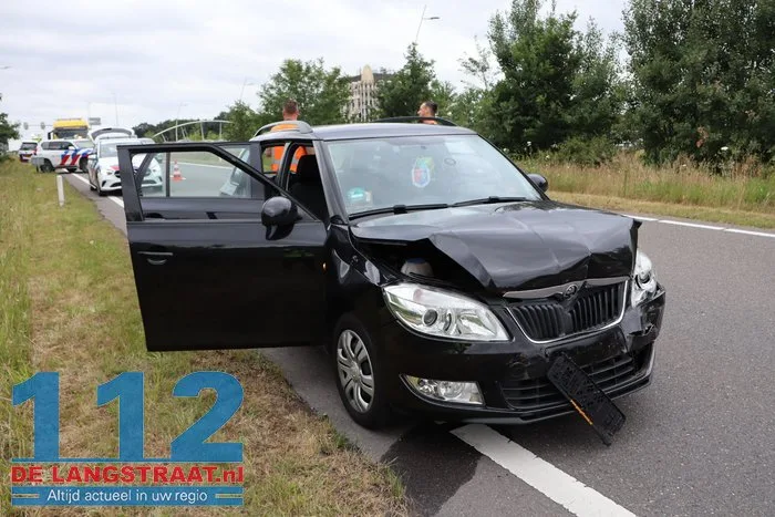 Auto’s botsen op drukke weg bij de Efteling, oprit korte tijd dicht 112 De Langstraat
