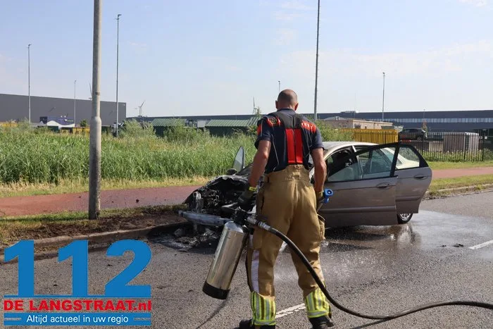 Autobrand aan de Weteringweg in Waalwijk 112 De Langstraat