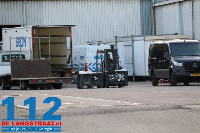 Drugslab opgerold in Waalwijk: politie arresteert drie mannen en een vrouw 112 De Langstraat