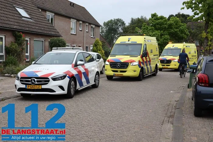 Overleden vrouw onder verdachte omstandigheden gevonden in zwembad, 39-jarige aangehouden 1 Overleden vrouw onder verdachte omstandigheden gevonden in zwembad, 39-jarige aangehouden 112 De Langstraat