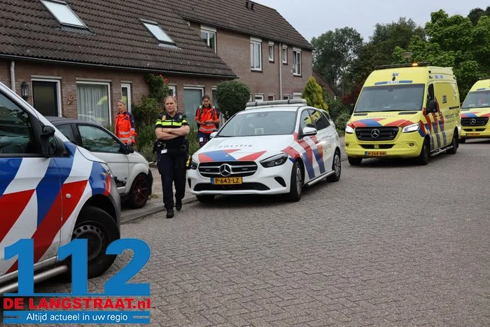Overleden vrouw onder verdachte omstandigheden gevonden in zwembad, 39-jarige aangehouden 5 Overleden vrouw onder verdachte omstandigheden gevonden in zwembad, 39-jarige aangehouden 112 De Langstraat