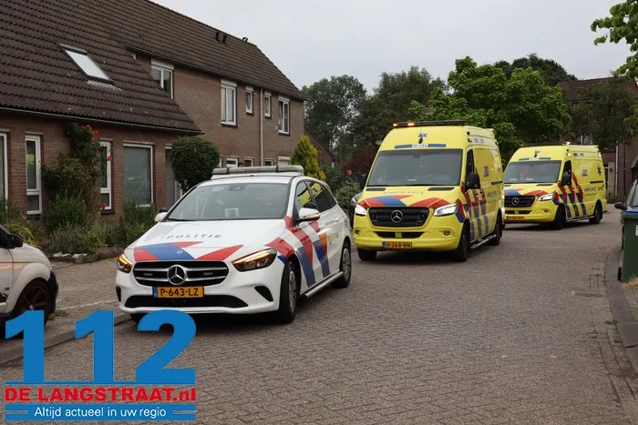 Overleden vrouw onder verdachte omstandigheden gevonden in zwembad, 39-jarige aangehouden 8 Overleden vrouw onder verdachte omstandigheden gevonden in zwembad, 39-jarige aangehouden 112 De Langstraat