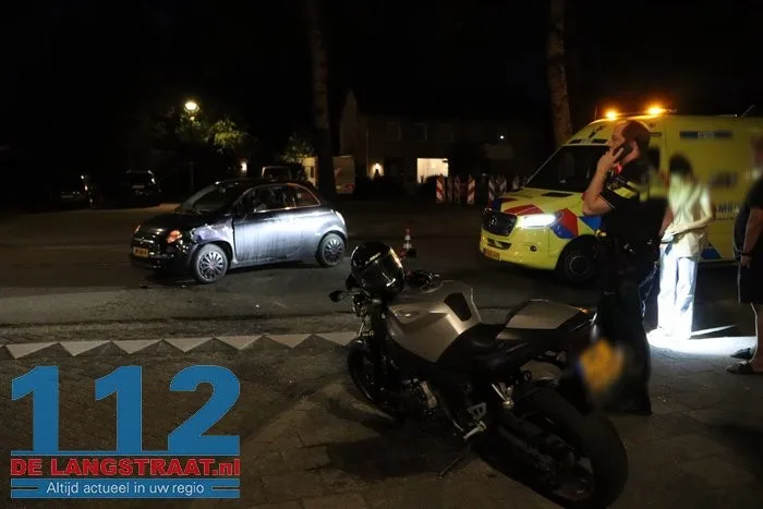 Motorrijder gewond na botsing met auto op Blyde Incomstelaan in Waalwijk 7 Motorrijder gewond na botsing met auto op Blyde Incomstelaan in Waalwijk 112 De Langstraat