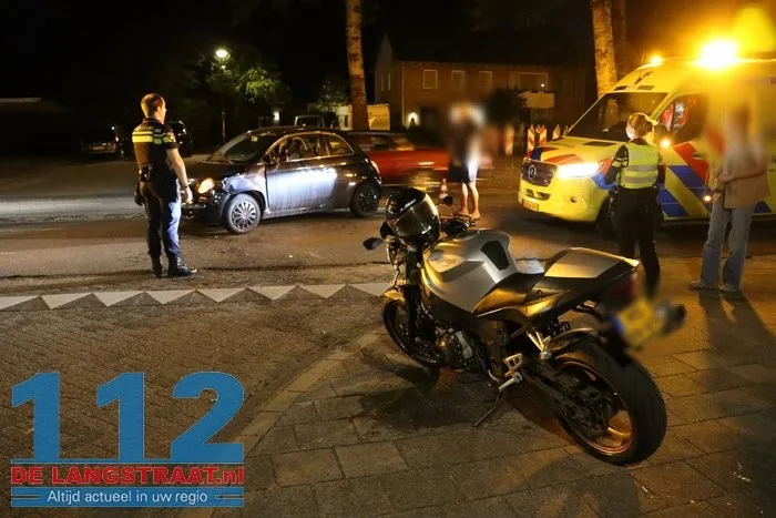 Motorrijder gewond na botsing met auto op Blyde Incomstelaan in Waalwijk 10 Motorrijder gewond na botsing met auto op Blyde Incomstelaan in Waalwijk 112 De Langstraat