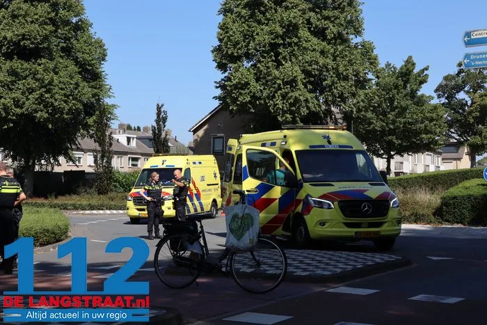 Fietsster zwaargewond bij botsing met caravan op rotonde in Waalwijk 24 Fietsster zwaargewond bij botsing met caravan op rotonde in Waalwijk 112 De Langstraat
