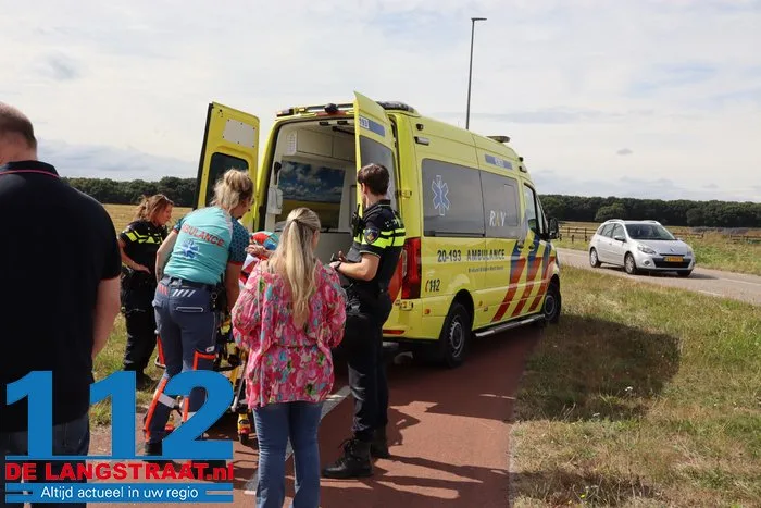 Scooterrijder naar ziekenhuis na botsing met auto in Drunen 5 Scooterrijder naar ziekenhuis na botsing met auto in Drunen 112 De Langstraat