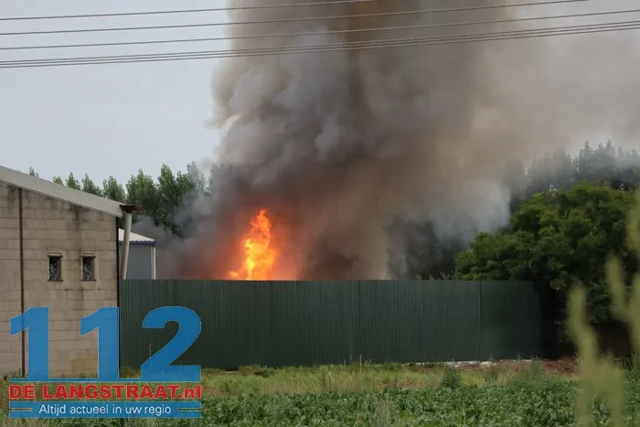 Grote brand bij autosloper Watertorenstraat Dongen 112 De Langstraat