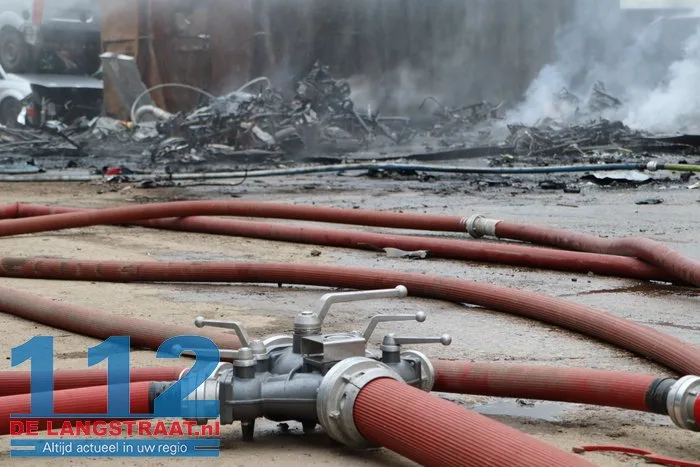 Grote brand bij autosloper Watertorenstraat Dongen 112 De Langstraat