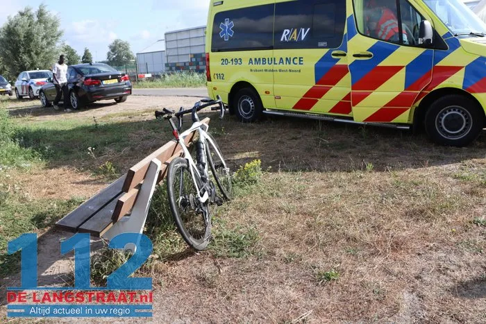 Wielrenner gewond naar ziekenhuis na botsing in Sprang-Capelle 7 Wielrenner gewond naar ziekenhuis na botsing in Sprang-Capelle 112 De Langstraat