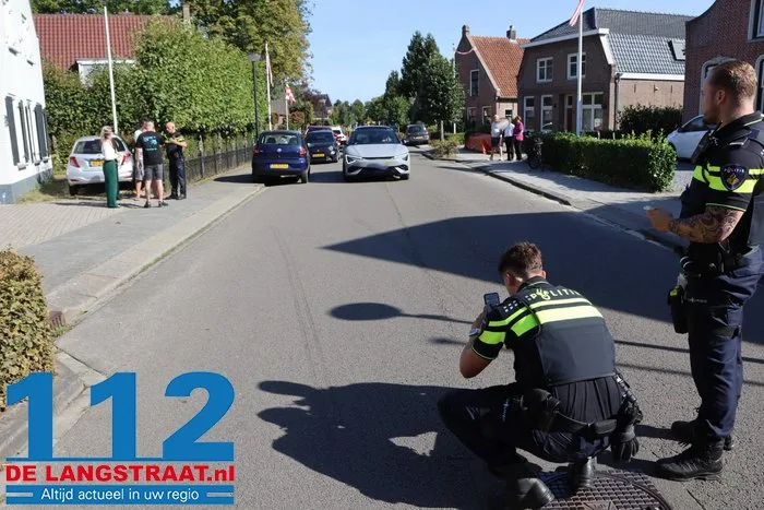 Fietsster geschept door auto Raadhuisstraat Sprang-Capelle 5 Fietsster geschept door auto Raadhuisstraat Sprang-Capelle 112 De Langstraat