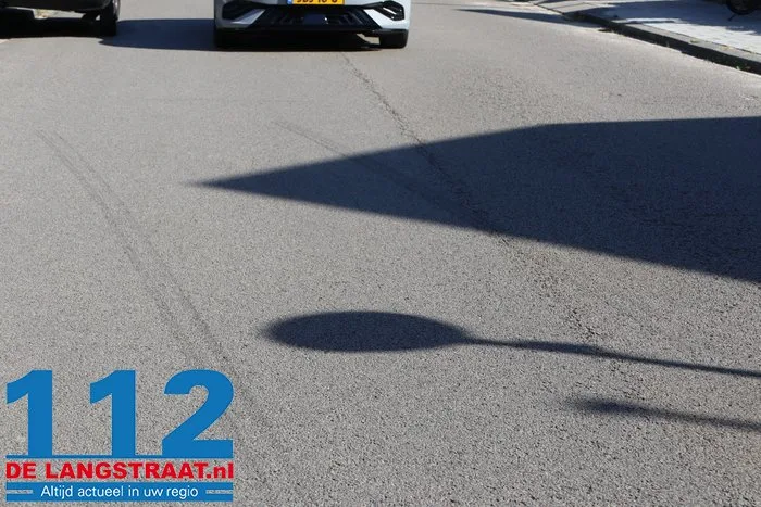 Fietsster geschept door auto Raadhuisstraat Sprang-Capelle 6 Fietsster geschept door auto Raadhuisstraat Sprang-Capelle 112 De Langstraat