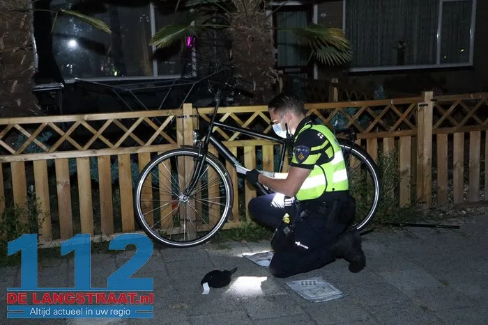Twee gewonden bij steekpartij Pastoor Kuypersstraat Waalwijk 7 Twee gewonden bij steekpartij Pastoor Kuypersstraat Waalwijk 112 De Langstraat