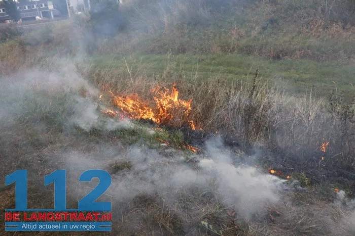 Bermbrand aan het Gaardpad Waalwijk 1 Bermbrand aan het Gaardpad Waalwijk 112 De Langstraat