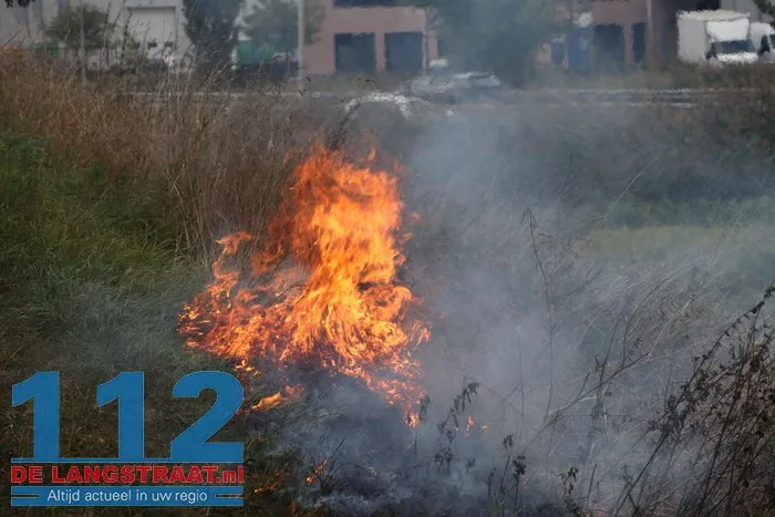 Bermbrand aan het Gaardpad Waalwijk 3 Bermbrand aan het Gaardpad Waalwijk 112 De Langstraat