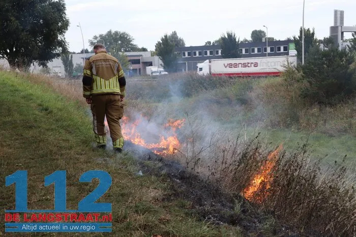 Bermbrand aan het Gaardpad Waalwijk 8 Bermbrand aan het Gaardpad Waalwijk 112 De Langstraat