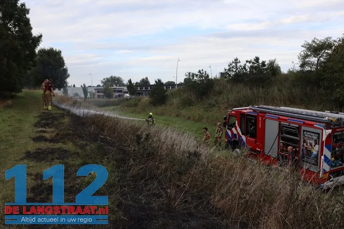 Bermbrand aan het Gaardpad Waalwijk 15 Bermbrand aan het Gaardpad Waalwijk 112 De Langstraat