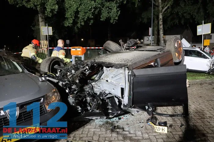 Achtervolging eindigt in zware crash in Waalwijk 112 De Langstraat