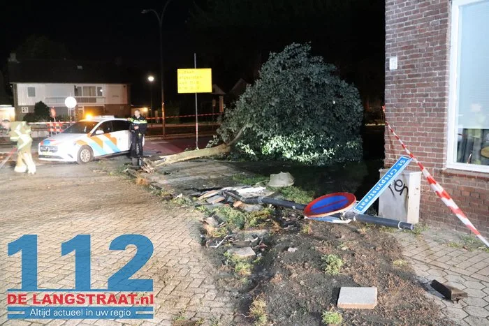 Achtervolging eindigt in zware crash in Waalwijk 112 De Langstraat