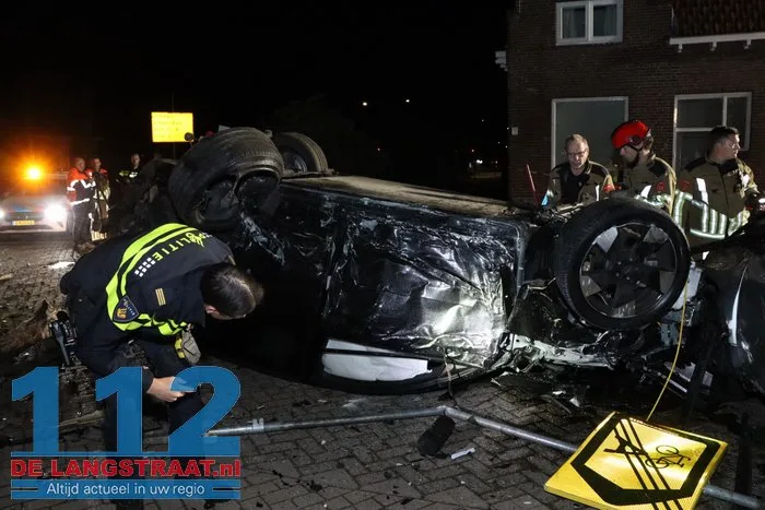 Achtervolging eindigt in zware crash in Waalwijk 112 De Langstraat
