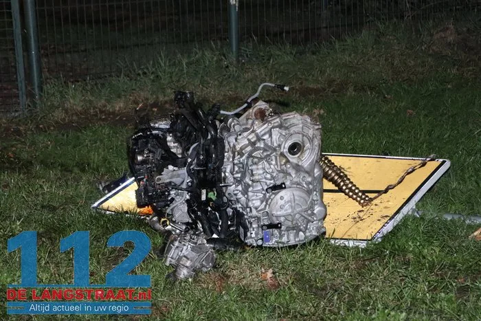 Achtervolging eindigt in zware crash in Waalwijk 112 De Langstraat